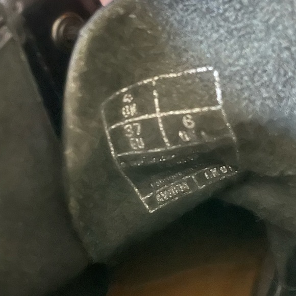 Doc Martens - The Originals - Picture 4 of 5